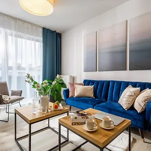 Apartahotel Deluxe By The Railway Station